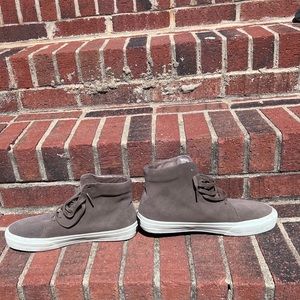 Cu4tro lace up Size men’s 10 women’s 11.5